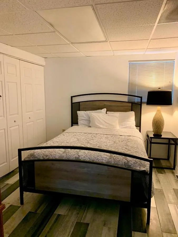 Дом отдыха Tampa Lakehouse